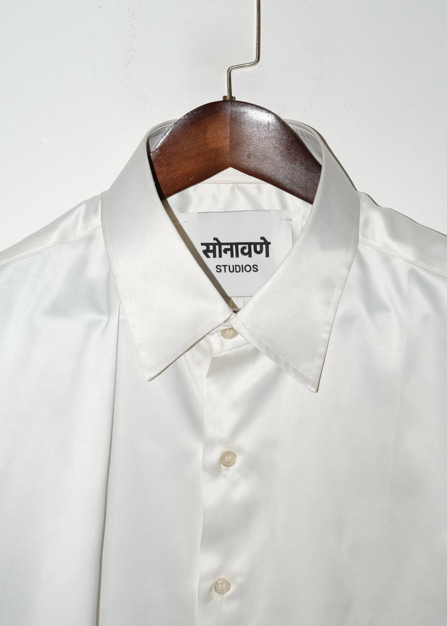 Tailored Satin Sleeveless Shirt- Ivory