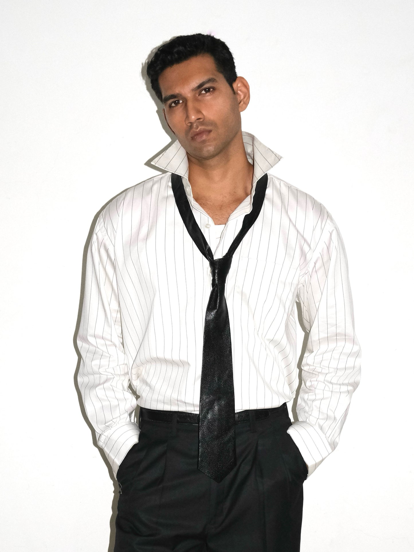 Tailored Giza cotton Shirt - White/ Black pinstripe