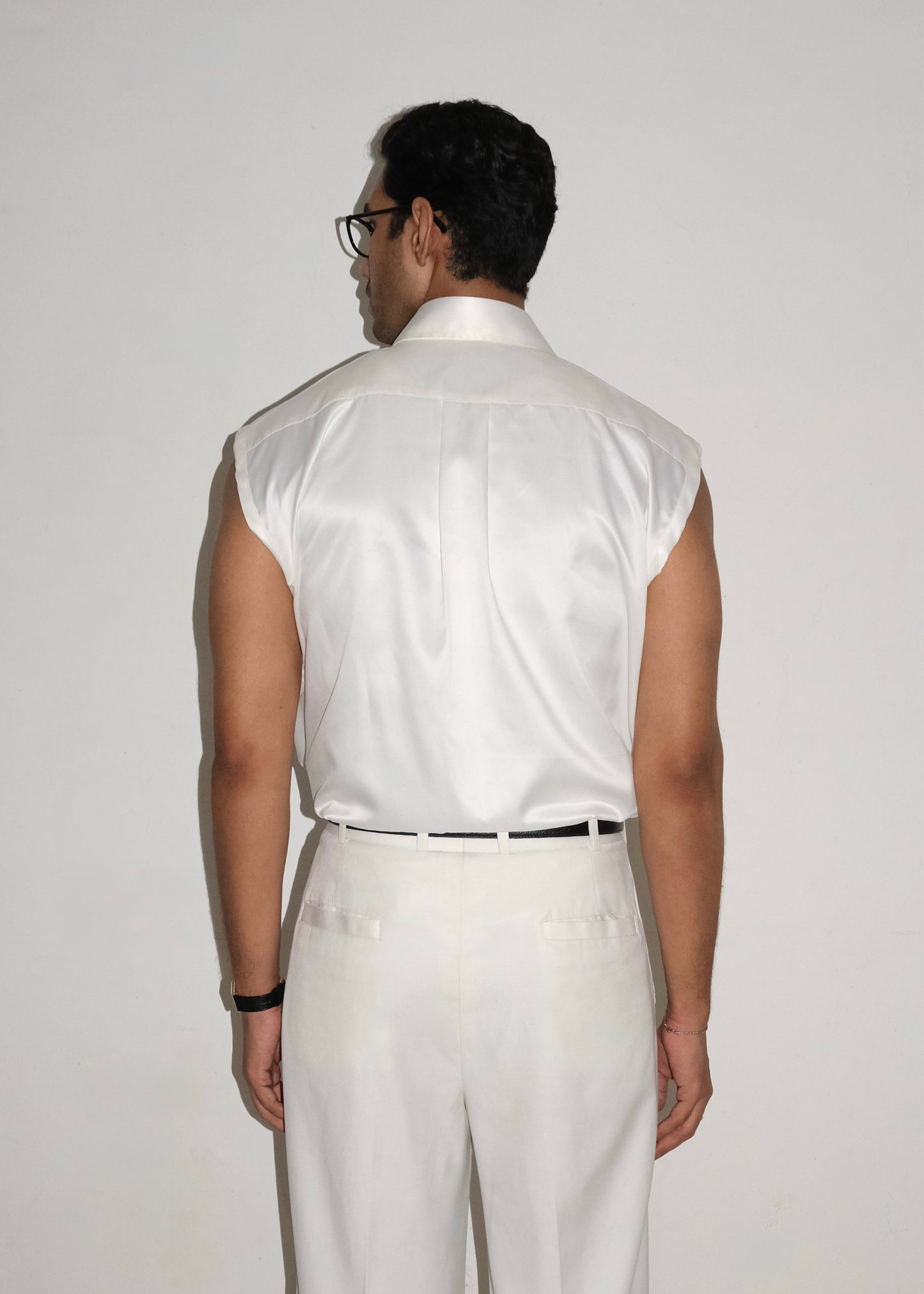 Tailored Satin Sleeveless Shirt- Ivory